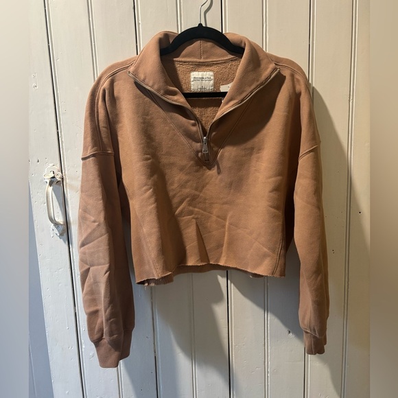 Abercrombie & Fitch Sweaters - Abercrombie & Fitch Soft Max Essentials Ram Hem Half Zip Sweater